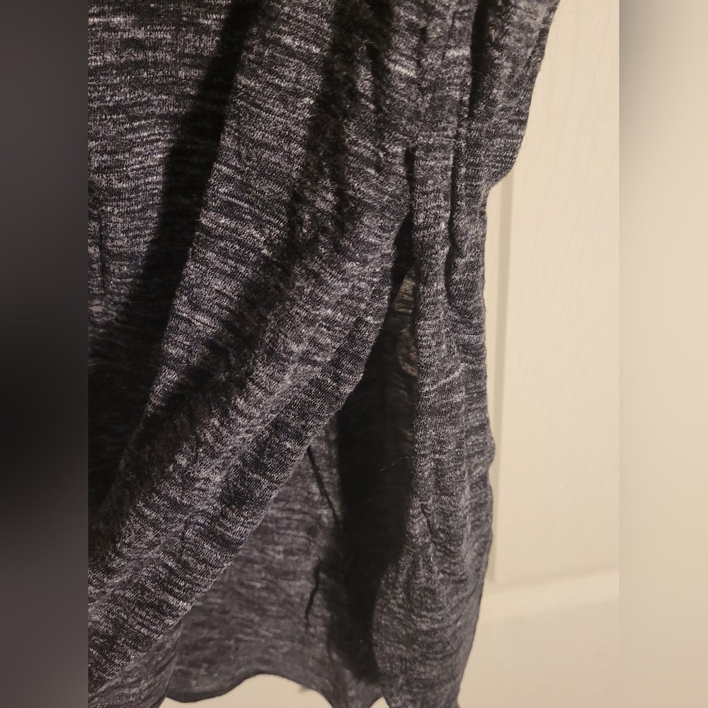 Aritzia Wilfred Capucine T-Shirt - Picture 4 of 5